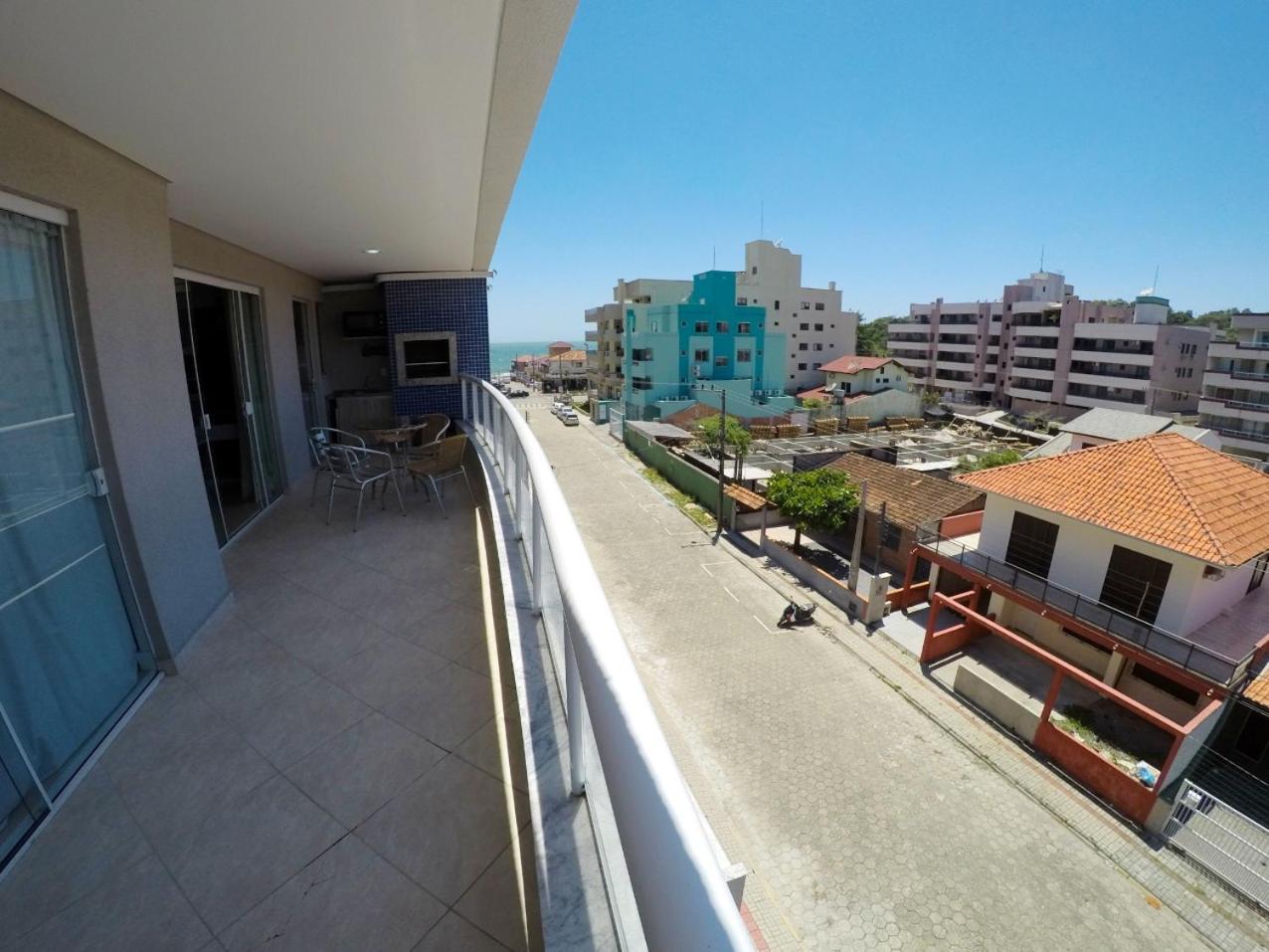 Ed Monaco, 150 Metros Da Praia De Bombas Bombinhas Esterno foto
